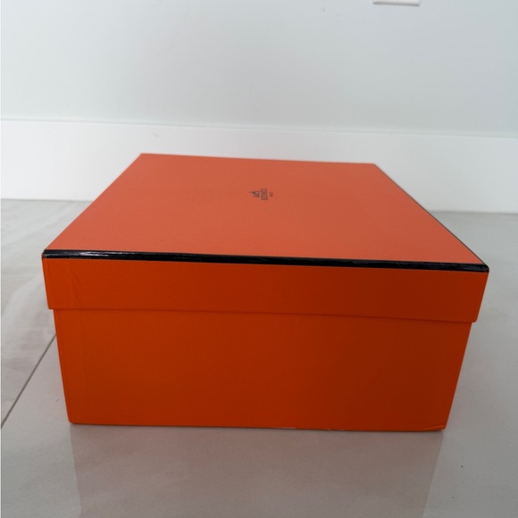 Hermes Gift Box with Logo Ribbon PRICED TO SELL - Picture 10 of 16